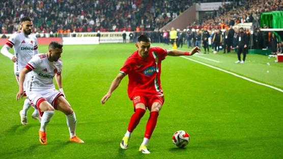 Diyarbak�r'da kazanan ��kmad�: Amedspor son dakikada 1 puan� ald�