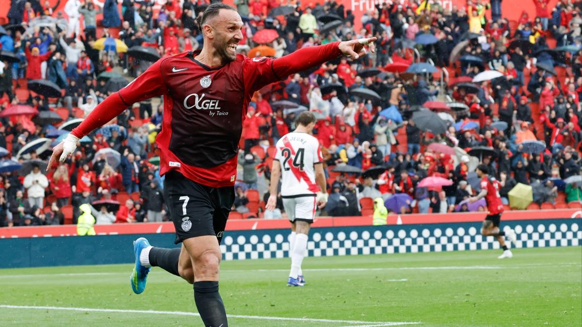 İspanya'da Vedat Muriqi fırtınası: Tarihe geçti!