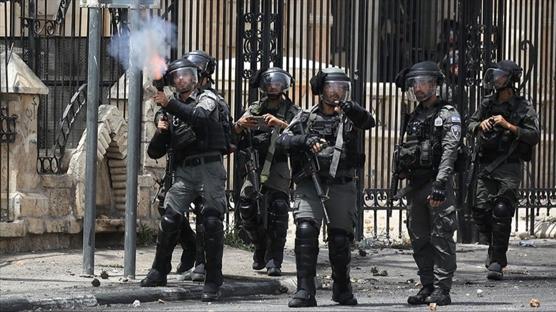 �srail'in zulm� s�n�r tan�m�yor! Okula giden Filistinli �ocuklara gaz bombas� att�lar