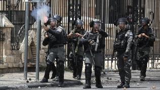 �srail'in zulm� s�n�r tan�m�yor! Okula giden Filistinli �ocuklara gaz bombas� att�lar