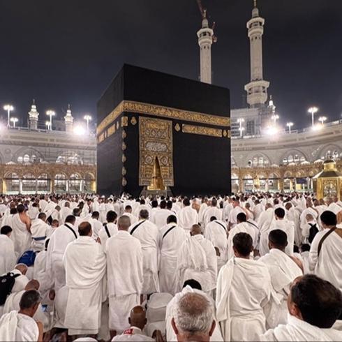 Mekke'de hac �ncesi s�k� denetim: �zni olmayan giremeyecek, umreciler i�in son tarih 18 Nisan