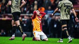 Galatasaray evinde a��r yaral�