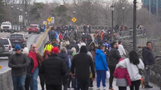 S�rpriz destek! Kanada'dan AB'ye ye�il ���k