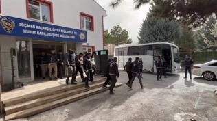 5 ilde eş zamanlı göçmen kaçakçılığı operasyonu: Zanlılar tutuklandı