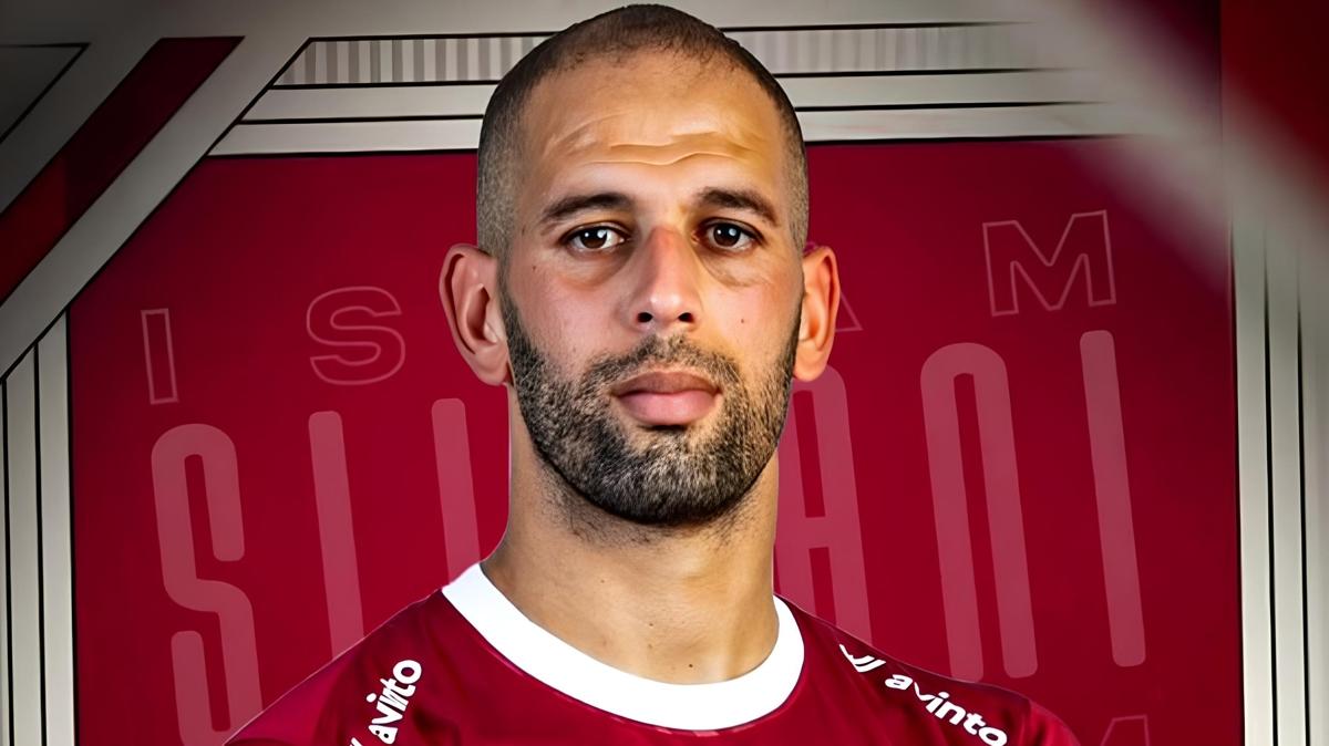 Fenerbah�e'nin eski golc�s� Slimani'den bir ayr�l�k daha