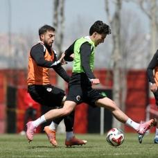 Gen�lerbirli�i, Galatasaray mesaisine ba�lad�