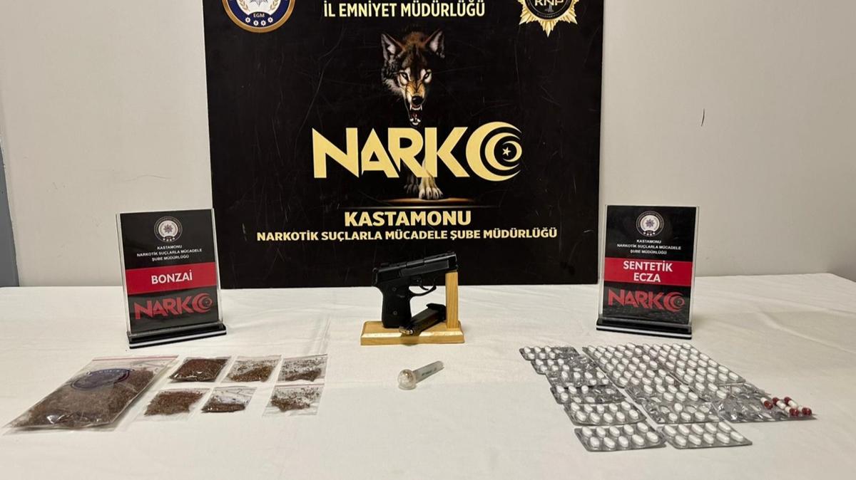 Kastamonu'da uyuşturucuya geçit yok: Çok sayıda kişi gözaltına alındı