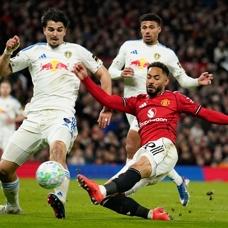 Manchester United evinde kay�p! Leeds 6 ma� sonra kazand�