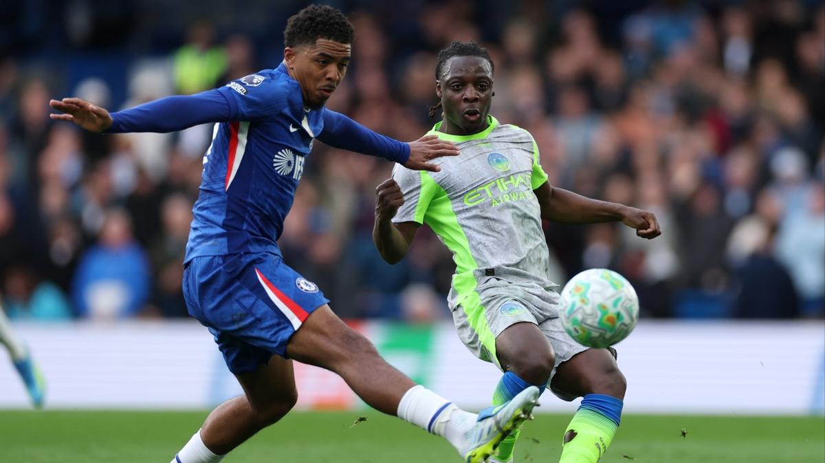 Obi Mikel'den Chelsea'ye sert ele�tiri