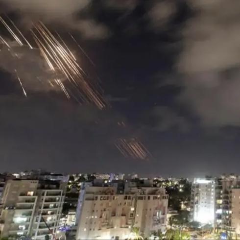 �srail'e 'Hayalet �HA' darbesi