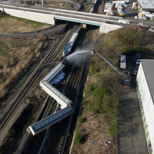 ABD'de kimyasal s�z�nt� alarm�! Ekipler sevk edildi