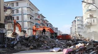 Depremde 3 kişi can vermişti: İdris Efendi Apartmanı davasında karar