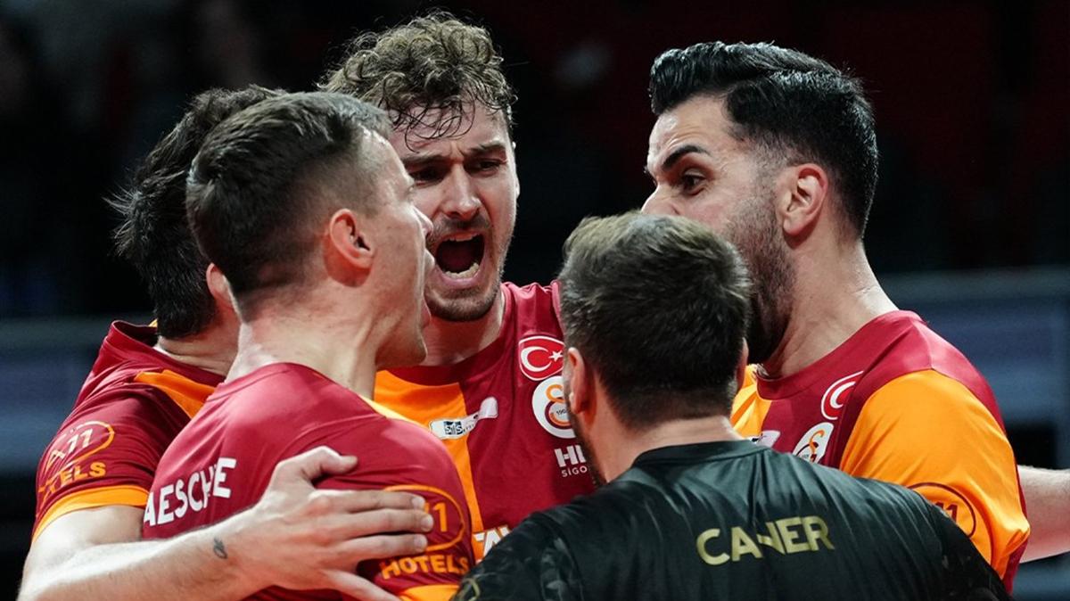 Efeler Ligi'nde Galatasaray finale y�kseldi
