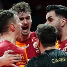 Efeler Ligi'nde Galatasaray finale y�kseldi
