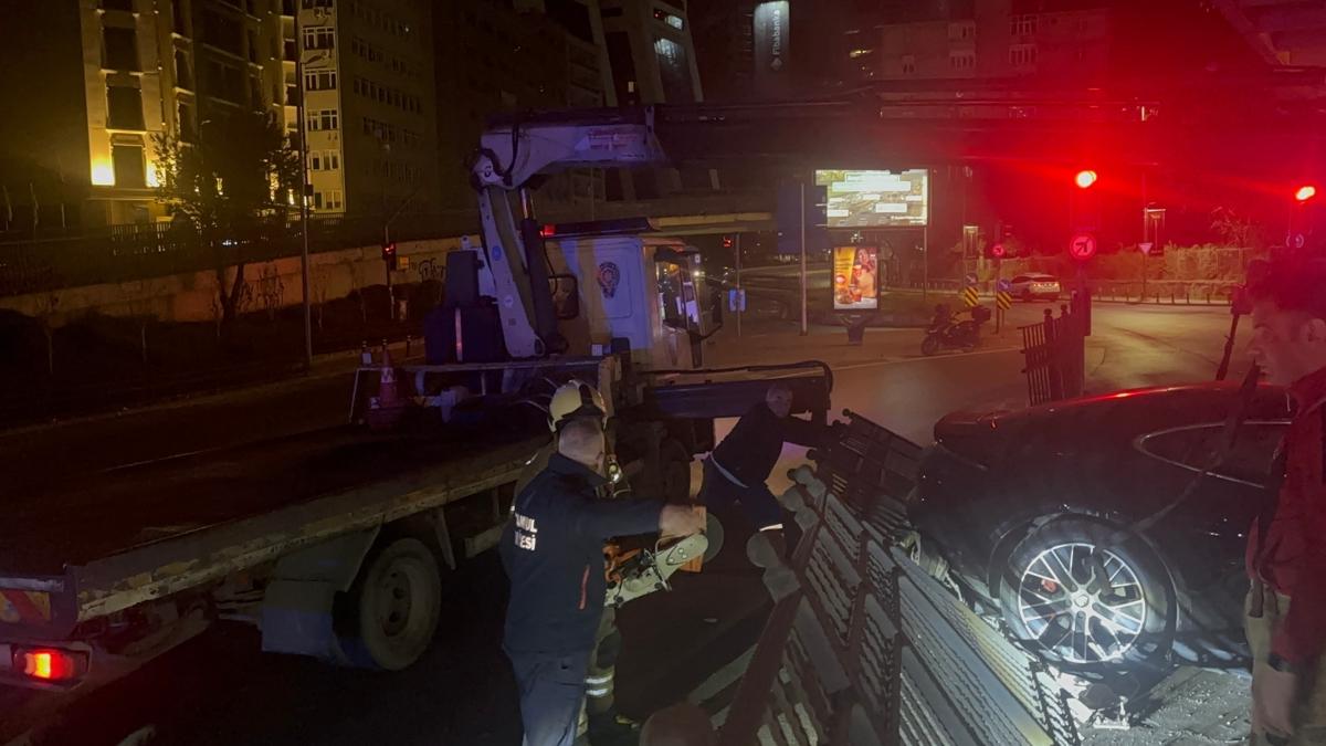 �i�li'de l�ks otomobil kaza yapt�