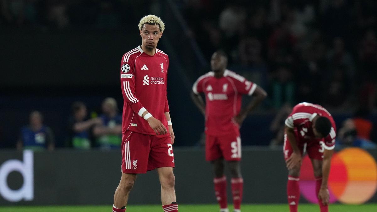 Hugo Ekitike sezonu kapatt�: A�il tendonu koptu