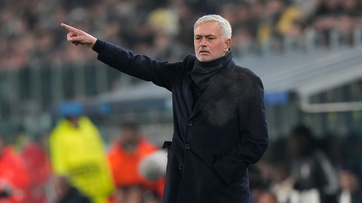 Jose Mourinho geri d�n�yor!