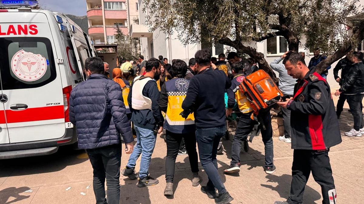 Ortaokula silahlı saldırı: 3 öğrenci 1 öğretmen hayatını kaybetti... Üç Bakan olay yerine gidiyor