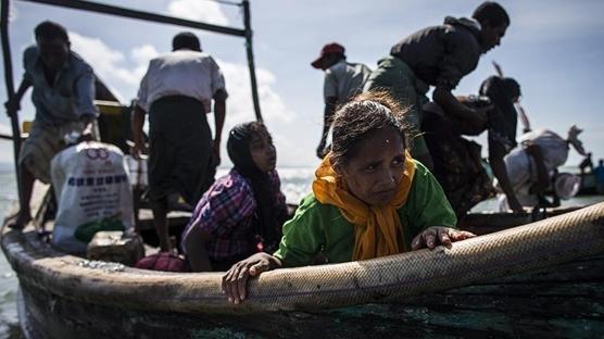 Tekne facias�nda ac� bilan�o: Y�zlerce m�lteci kayboldu