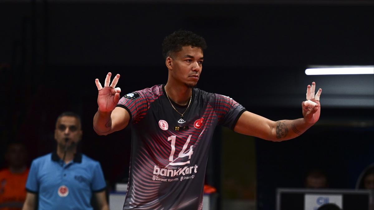 Ziraat Bankkart finalde! Spor Toto'ya set vermedi