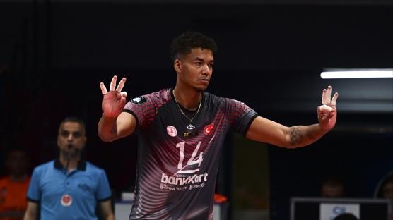 Ziraat Bankkart finalde! Spor Toto'ya set vermedi