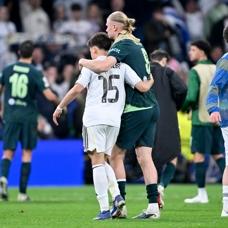 Erling Haaland'dan Arda G�ler payla��m�