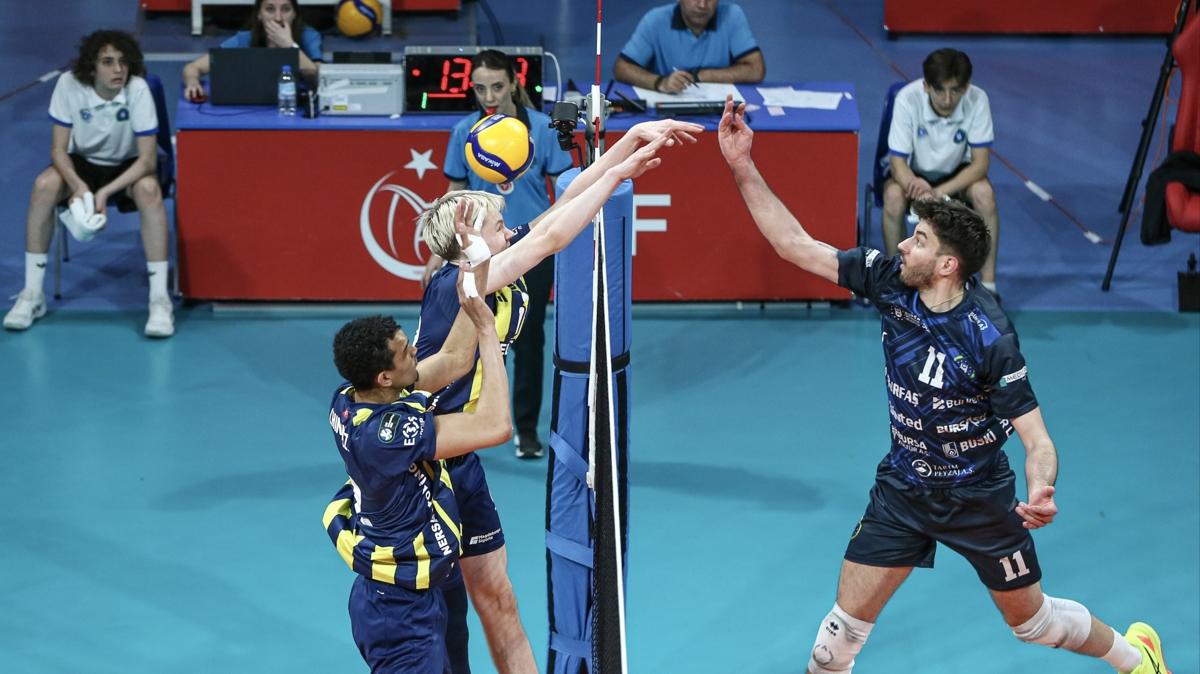 Fenerbah�e Medicana seriyi bitirdi! Bursa'da 3-1'lik galibiyet