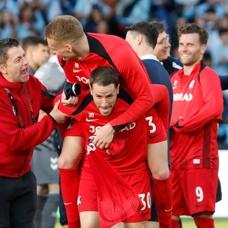 Freiburg turu ge�ti: Avrupa Ligi'nde yar� finale y�kseldi