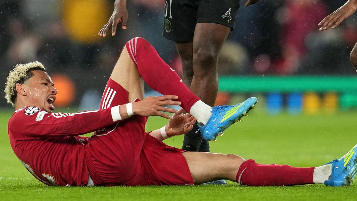 Hugo Ekitike'den kötü haber! Sezonu kapattı