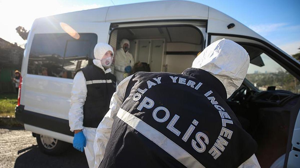 Anne gömülü, oğlu vurulmuş halde bulundu