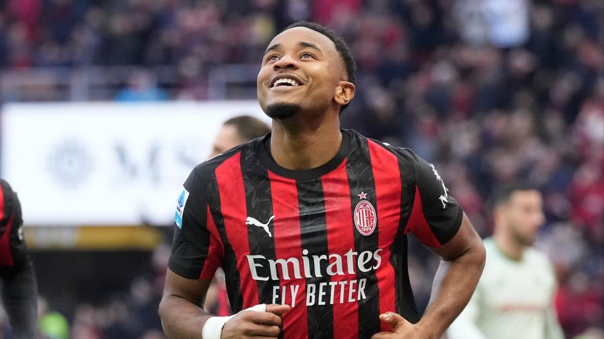 Milan'dan Vlahovic hamlesi! Nkunku plan� dikkat �ekti