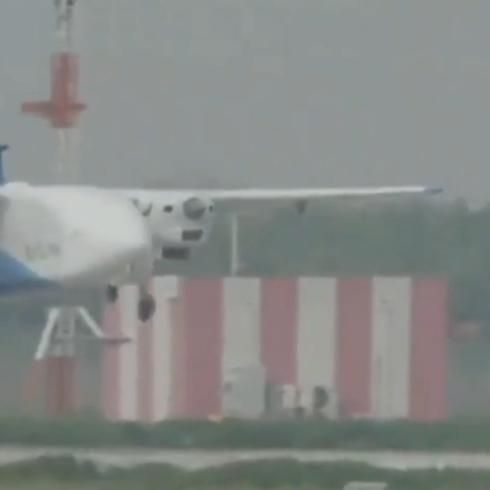 Saatte 310 kilometreyle u�uyor: �nsans�z kargo u�a�� testi ge�ti