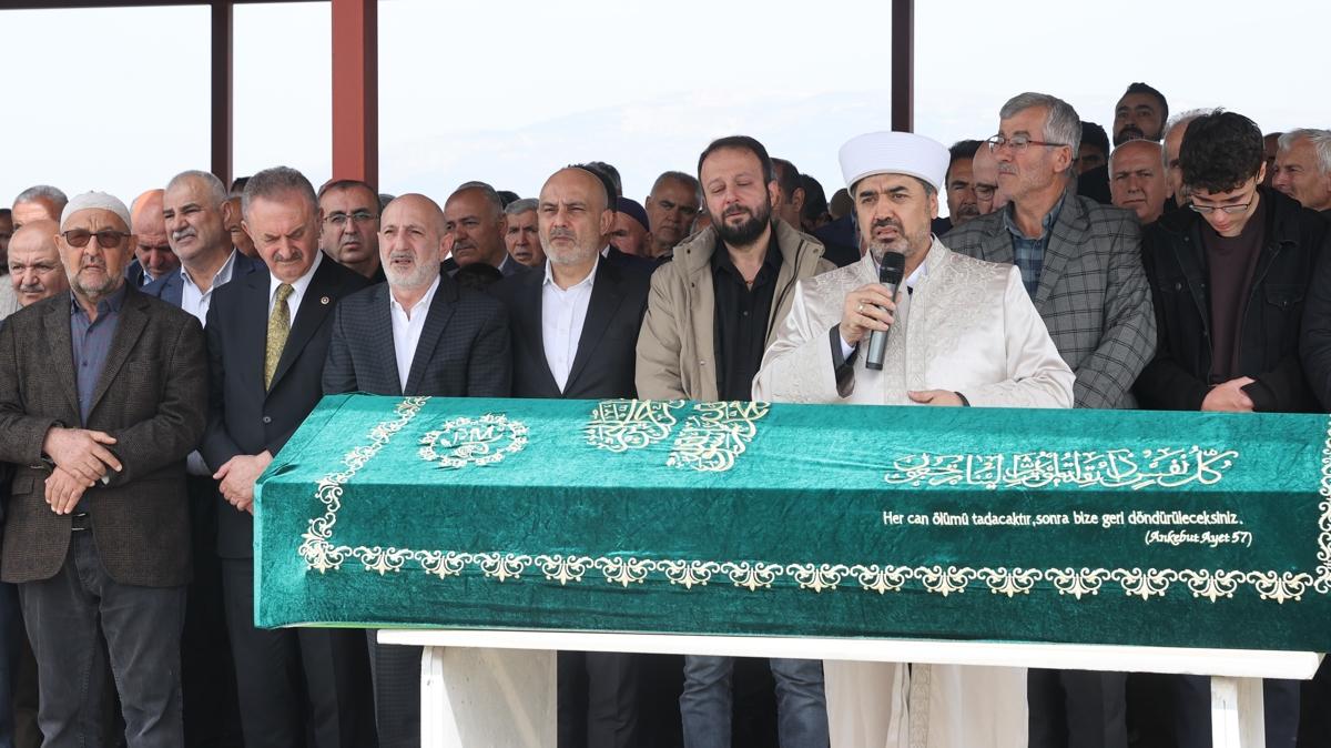 Okul saldırısının kurbanlarına acı veda