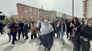 28 �ubat kafal� �P'li hakim kar��s�na ��k�yor! Kad�nlar Ba�kan G�ne� i�in kenetlendi