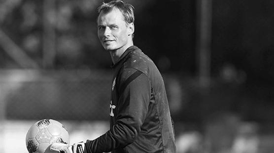 Alexander Manninger hayat�n� kaybetti! Eski Arsenal kalecisinden ac� haber