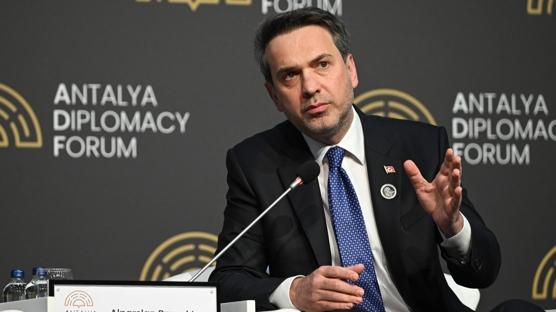 Bakan Bayraktar: Ekonomimizde anahtar kelime yenilenebilir enerji