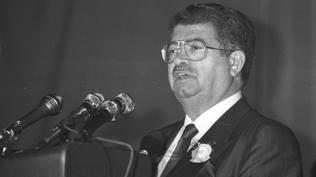 Cumhurba�kan� Erdo�an'dan merhum �zal i�in anma mesaj�: T�rkiye'ye �nemli hizmetlerde bulundu