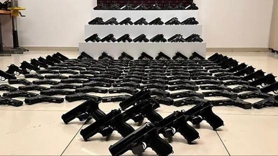 Jandarma su� �rg�tlerine g�z a�t�rmad�: Adreslerden adeta cephanelik ��kt�