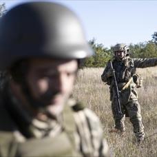 Sava� su�lusu eski askerleri kefaletle serbest b�rakt�lar