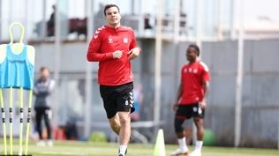 Sivasspor, �orum deplasman�na haz�rlan�yor