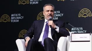 Bakan Fidan'dan bar�� i�in diyalog �a�r�s�: Uluslararas� d�zen ��kmeye ba�lad�
