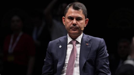 Bakan Kurum: Fosil yak�tlardan uzakla�mak, temiz enerjiye ula�mak zorunday�z