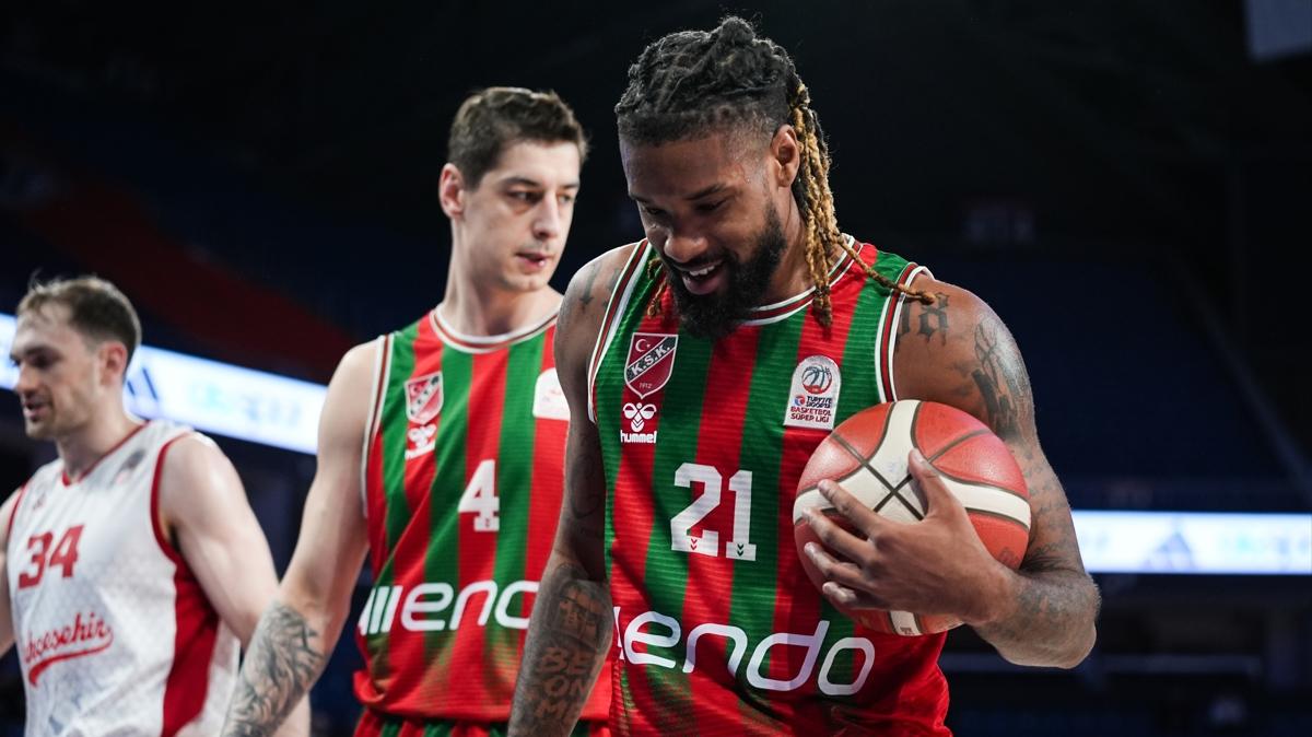 Kar��yaka'dan kritik zafer