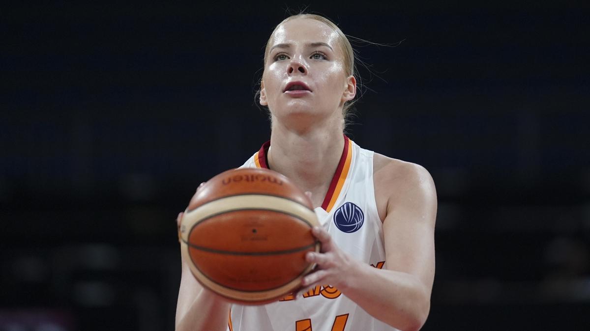 Sezonun en de�erli oyuncusu Dorka Juhasz: Rekorlar alt �st edildi