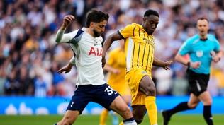 Tottenham a��r yaral�: K�me hatt�ndan ��kamad�!