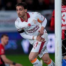 Yunus Akg�n ligde 6. gol�n� kaydetti!