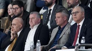 Bakan Bak'tan Avrupa �ampiyonu olan Fenerbah�e Opet'e tebrik