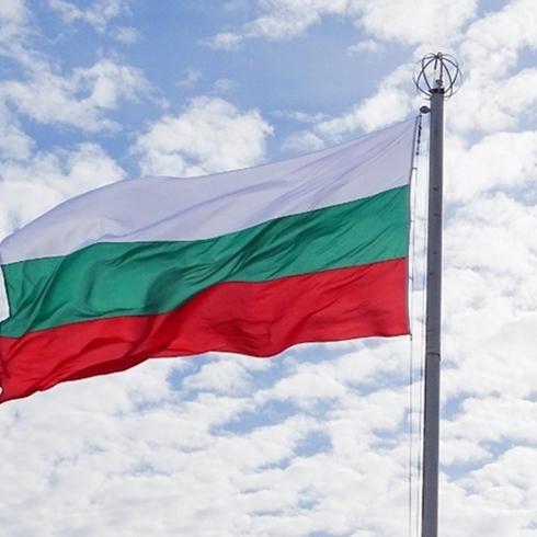 Bulgaristan'da tarihi se�im: Eski Cumhurba�kan� Radev'in partisi kazand�