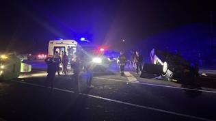 Erzurum otomobil ile trakt�r �arp��t�: 3 ki�i yaraland�