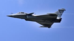 25 adet Rafale'nin havaliman�na inmesi an meselesi